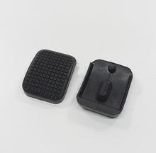Charger l'image dans la galerie, Clutch and Brake Pedal Pad OEM 8590889 for Iveco Daily 4x2 / 4x4