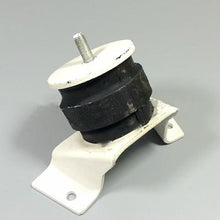 Charger l'image dans la galerie, Engine front bracket elastic pad 8588903R 8588904L for daily 4x2 – product image 2 | SUONAMA