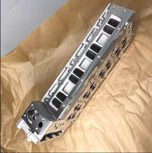 Load image into Gallery viewer, cylinder head F1C 504213159 5801986606 5802136717 for daily 4x2