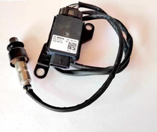 Carregar imagem no visualizador da galeria, Bosch NOX sensor with wiring harness and metal exhaust probe