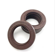 Carregar imagem no visualizador da galeria, Front crankshaft oil seal pair brown rubber rings with inner lip