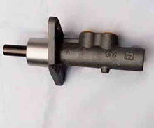 Charger l'image dans la galerie, Brake master cylinder with flange and pushrod, metal housing