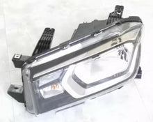 تحميل الصورة في عارض المعرض، Chrome and dark housing vehicle headlight with rectangular light element and brackets