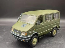 Charger l'image dans la galerie, 1:24 scale green camouflage off-road van model, front-left angle with grille