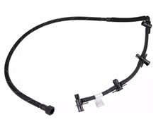 Carica l'immagine nel visualizzatore di Gallery, Fuel injection return pipe: black hose with connectors