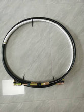Carregar imagem no visualizador da galeria, Black hose loop with metal end connectors