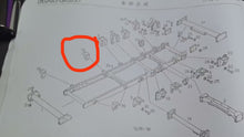 Załaduj obraz do przeglądarki galerii, Exploded view parts chart showing cab rear support frame bracket highlighted