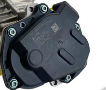 Załaduj obraz do przeglądarki galerii, Black exhaust gas cooler valve unit with mounting bolts and QR label