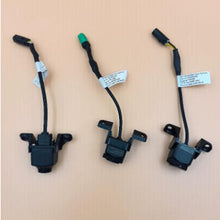 Kép betöltése a galériamegjelenítőbe: Rear camera rear reversing image probe C00545482 for DLV MAXUS T60 T70 T90