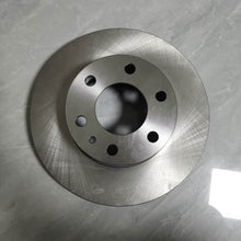 Charger l'image dans la galerie, Brake disc 504121605 5801639518 2996131 for daily 4x2 35S14 – product image 1 | SUONAMA