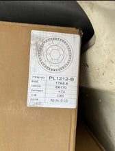 Load image into Gallery viewer, 17" Tubeless 4x4 Rim, Iron or Alloy, Fits 285/70-17