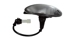 Load image into Gallery viewer, Side marker light 504047264 504047265 for truck – product image 3 | SUONAMA