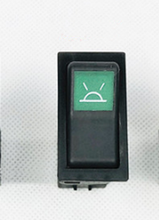Görseli Galeri görüntüleyiciye yükleyin, Switch OEM 97280192 97280193 97280194 972801997 Iveco Daily 4x4 / 4x2 için – ürün resmi 3 SUONAMA