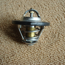 Carica l'immagine nel visualizzatore di Gallery, thermostat 98463637 for iveco daily 4X4 4X2 - suonama