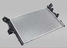 Carica l'immagine nel visualizzatore di Gallery, radiator 5801777325 for iveco daily 4x2 - suonama