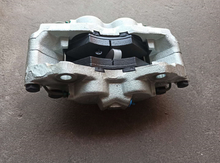 Carica l'immagine nel visualizzatore di Gallery, front brake caliper assembly 98420721 98438402 98420720 98438401 for iveco daily 4x4 - suonama