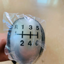 Charger l'image dans la galerie, Iveco Genuine Gear Knob 6 Gears 5801283904 for iveco daily - suonama