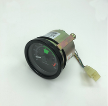 Charger l'image dans la galerie, 24V engine tachometer with wiring harness, black face and green indicator segment