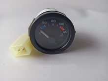 Załaduj obraz do przeglądarki galerii, 24V thermometer gauge, black face with 60–120 scale and colored pointer, yellow connector
