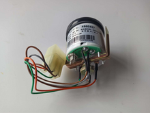 Carica l'immagine nel visualizzatore di Gallery, Fuel gauge sensor with green PCB, screw terminals, and colored wire harness