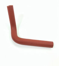 Kép betöltése a galériamegjelenítőbe: Turbocharger oil return pipe, L-shaped red silicone hose with smooth bend