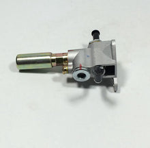 Charger l'image dans la galerie, Hand-operated oil pump with long metal actuator and black hose connector
