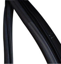 Carregar imagem no visualizador da galeria, Dark rubber sealing strip with ridged channel detail and edge