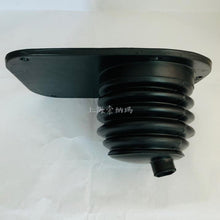Carica l'immagine nel visualizzatore di Gallery, Gear lever cover assembly, dark boot with ridges and side outlet nozzle