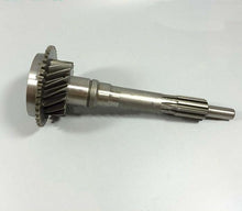 Załaduj obraz do przeglądarki galerii, Steel first shaft assembly with gear teeth and spline end, automotive transmission part