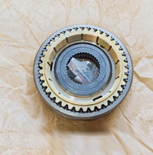 Carica l'immagine nel visualizzatore di Gallery, Fourth and fifth synchronizer assembly 8859605 for daily4x2 4x4 – product image 1 | SUONAMA