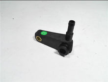 Załaduj obraz do przeglądarki galerii, Black oil return pipe connecting assembly with side hose port and circular outlet
