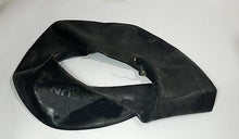 Carregar imagem no visualizador da galeria, Black rubber tire inner tube, open end view