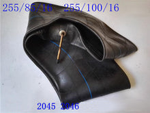 Carregar imagem no visualizador da galeria, Black rubber tire inner tube with valve stem and tread patch lines