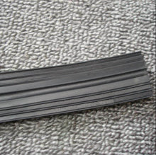 Załaduj obraz do przeglądarki galerii, Side window glass sealing strip 97355312 97355313 for daily 4x4 4x2 – product image 2 | SUONAMA