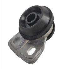 تحميل الصورة في عارض المعرض، Steering support bracket with rubber bushing and pivot mount