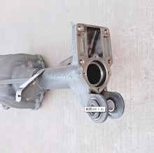 Carica l'immagine nel visualizzatore di Gallery, Front drive axle housing with round flange opening and support bearing, metal gray