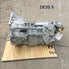 Charger l'image dans la galerie, Transmission gearbox case, open housing view, with side control components