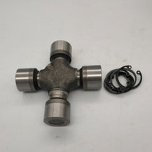 تحميل الصورة في عارض المعرض، Rotary shaft cross joint with dust seal and O-ring, four end bearings in metal housing.
