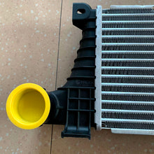 Carica l'immagine nel visualizzatore di Gallery, intercooler 93817393 93822683 for iveco daily 4x4 49-12 2.8L - suonama