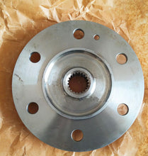 Charger l'image dans la galerie, Front wheel connecting flange metal disc with multiple bolt holes and splined center