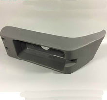 Carica l'immagine nel visualizzatore di Gallery, Rear bumper corner cover, dark gray plastic with rectangular opening and side edge