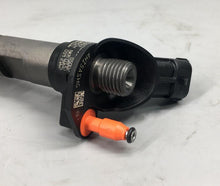 Carregar imagem no visualizador da galeria, Diesel Fuel Injector Bosch 5801540211 New for F1C engine - suonama