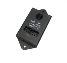 Charger l'image dans la galerie, IVECO FLASHER RELAY 500321679 for iveco 4x4 VM90 - suonama