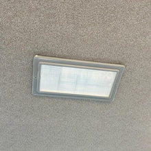Charger l'image dans la galerie, Car ceiling light 4823450 for daily4x4 4x2 – product image 1 | SUONAMA