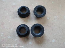 Carregar imagem no visualizador da galeria, Black round rubber gasket rings, four-piece set, each with central inner opening