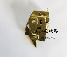 Charger l'image dans la galerie, door lock body assembly 93924715 93924714 for iveco daily 4x4 - suonama