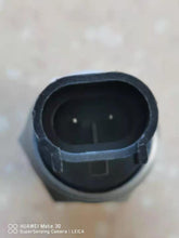 Carica l'immagine nel visualizzatore di Gallery, Water pressure sensor connector housing, black plastic plug socket