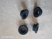 Carregar imagem no visualizador da galeria, Black rubber steering gear gasket set of 4, round ring seals with central hole