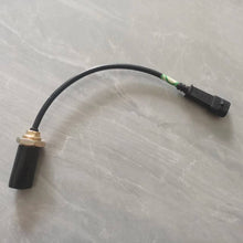 Załaduj obraz do przeglądarki galerii, Tachometer sensor wiring harness with black connector and brass fitting