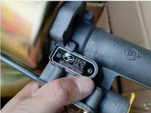 Load image into Gallery viewer, clutch booster 5802294482 for hongyan truck
